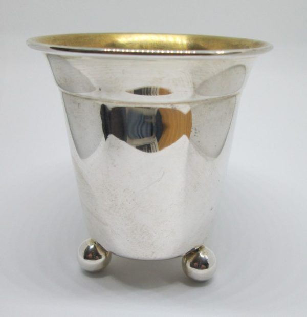 Sterling Silver contemporary small Kiddush cup, contemporary style with three silver beads as base. Dimension diameter 6.7 cm X 7.4 cm approximately. 