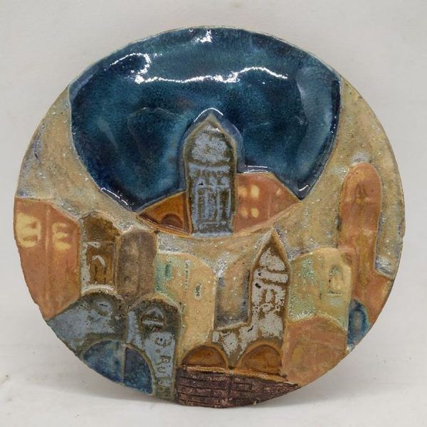 Ruth factor glazed ceramic Round Jerusalem View Tile handmade. Handmade glazed ceramic round tile with Jerusalem houses diameter 13.5 cm.
