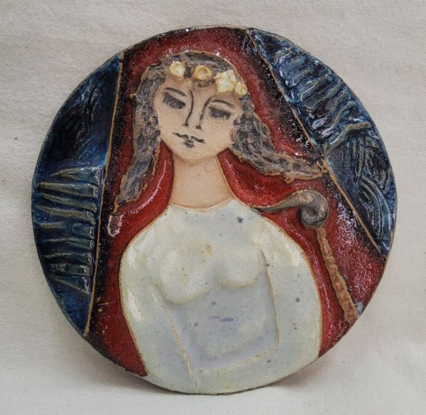 Handmade glazed ceramic Bathsheba's wedding dress tile Bathsheba wearing a white modest dress and a flower crown diameter 14.2 cm approximately.