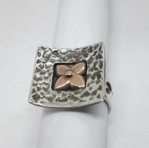 Handmade sterling silver rose gold ring & 14 carat rose gold contemporary square style ring. Dimension 1.8 cm X 1.8 cm ring size 57.