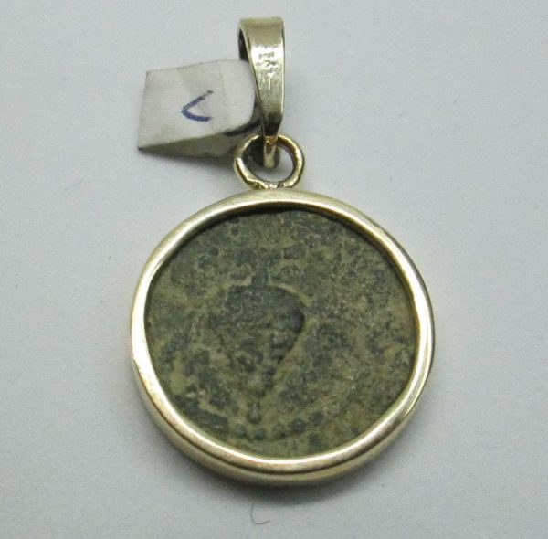 14 Carat gold round shape pendant Jewish revolt coin set with ancient genuine coin Valerius Graetus Roman procurator in Judea years 15-26AD 103 -76 B.C.