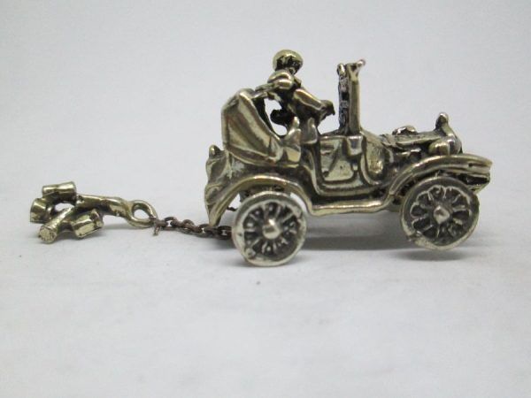 Handmade sterling silver miniature sculpture of new wed couple car. Dimension 2.3 cm X 2.6 cm X 3.8 cm approximately.