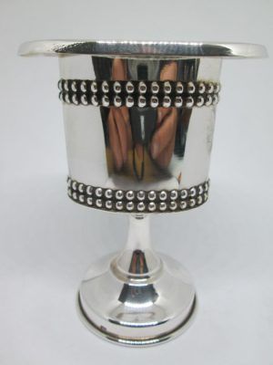 Handmade sterling silver Havdalah candle holder pearls with silver pearl beads in four raw. Dimension 7.8 cm X 5.6 cm X 10 cm approximately.