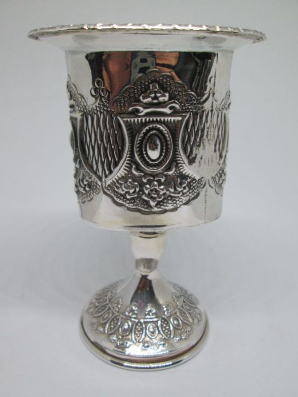 Handmade sterling silver Embossed Havdalah candle holder design around holder. Dimension 6.9 cm X 5 cm X 10.4 cm approximately.