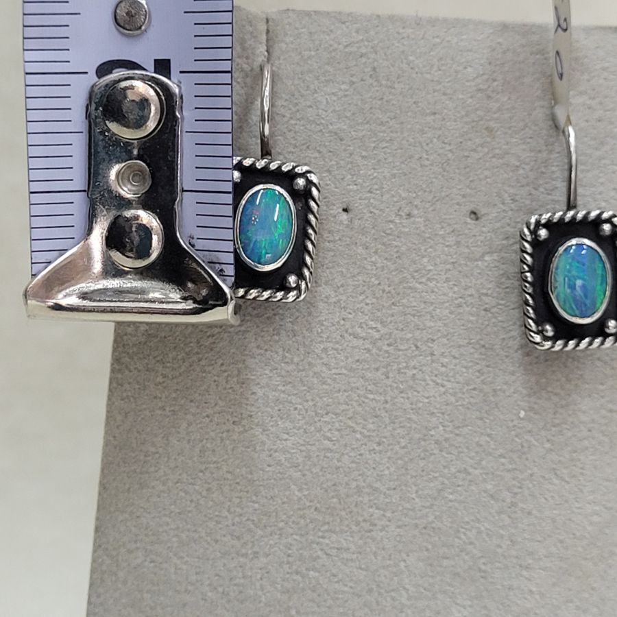 Oval Opal stone earrings - Image 4