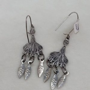 Sterling silver oxidized dangling Yemenite Filigree earrings with three hanging fishes. Dimension 1.7 cm X 5 cm approximately.