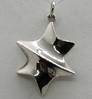 Handmade sterling silver MagenDavid pendant contemporary original modern smooth style. Dimension 1.6 cm X 2.2 cm X 0.35 cm approximately.