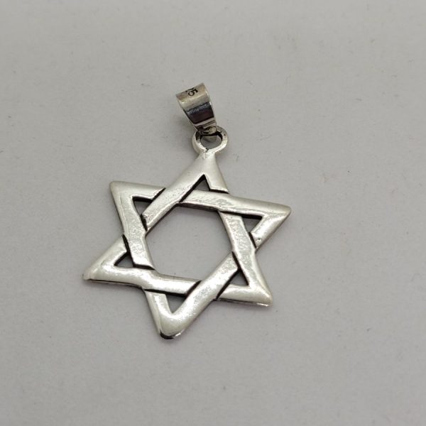 Traditional design style handmade Magen David Star Traditional shape. Suitable for men & women of all ages 2.2 cm X 2.6 cm X 0.16 cm.