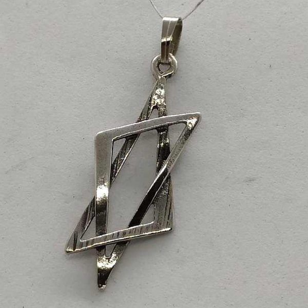 Silver MagenDavid 2 triangles, one triangle smooth and one with filling traces. Dimension 1.35 cm X 3 cm X 0.16 cm approximately.