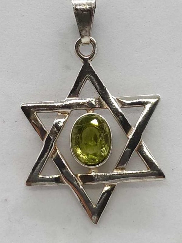 Sterling silver MagenDavid pendant classic Peridot handmade and set with 1 Peridot stone. Dimension 2.35 cm X 2.6 cm X 0.35 cm approximately. 