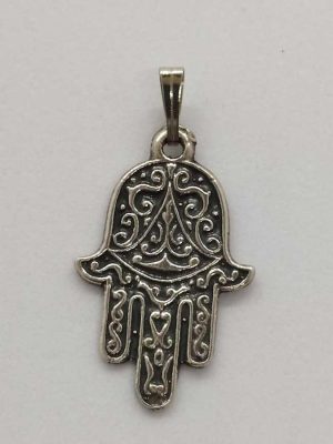 Handmade sterling silver small Hamsa pendant engraved with engravings designs on pendant. Dimension 2 3 cm X 2.7 cm X 0.1 cm approximately. 