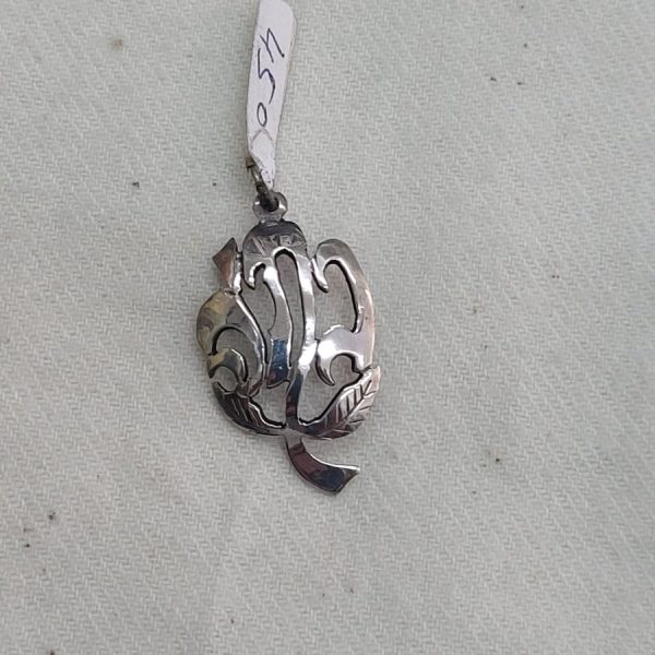 Name pendant rose flower - Image 3