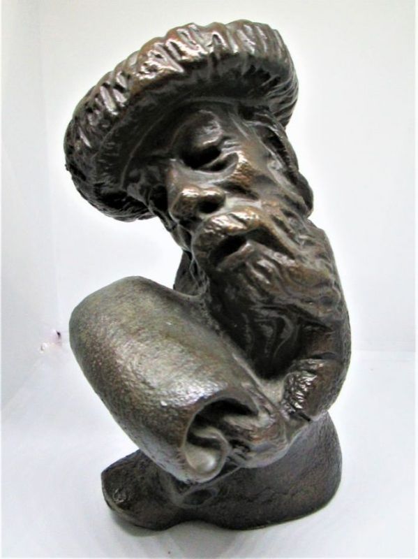 Bronze Sculpture Ketuba Reading by the Rabby at the wedding ceremony. Handmade by P.Flit & signed. Dimension 9.6 cm X 8 cm X 15.8 cm .