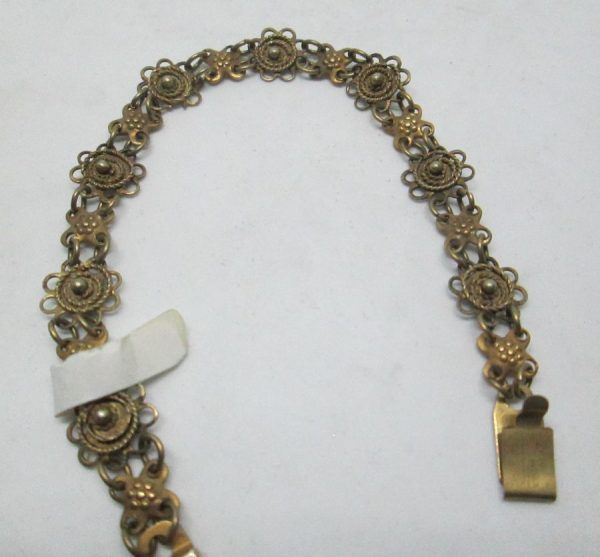 Vintage handmade sterling silver gold plated bracelet gold silver vintage Yemenite filigree. Dimension 0.9 cm X 17 cm approximately.