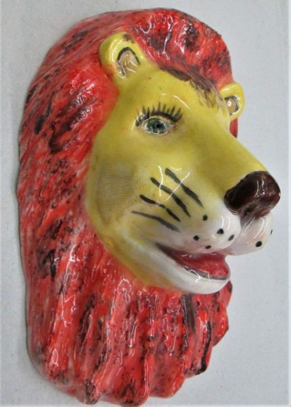 Ceramic Lion Head Mask handmade. Handmade glazed Ceramic Lion Head Mask to hang made by  T. Labok . Dimension 17 cm X 10.9 cm X 9 cm.