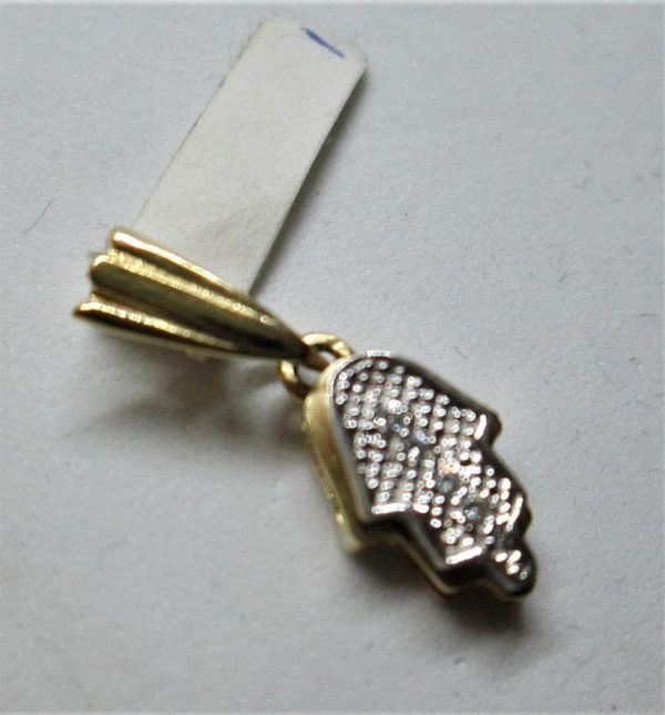 Handmade 14 carat gold Hamsa Pendant 4 Zirconia set with 4 White Zirconia stones. Dimension 0.7 cm X 1.1 cm X 0.3 approximately.