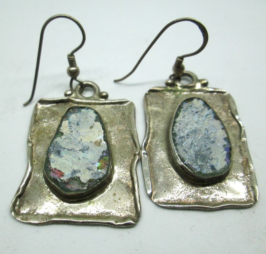Handmade sterling silver earrings Romanglass earrings hammered silver contemporary design set with genuine Roman glass 2.3 cm X 2.8 cm approximately.