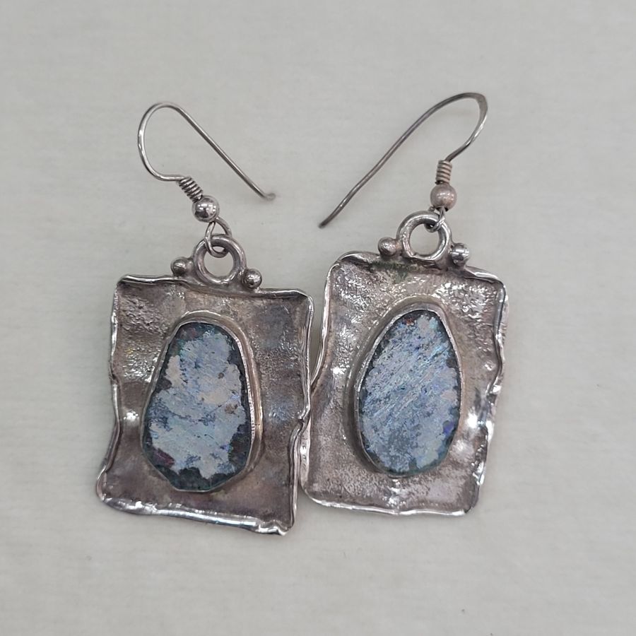 Romanglass earrings hammered silver - Image 3