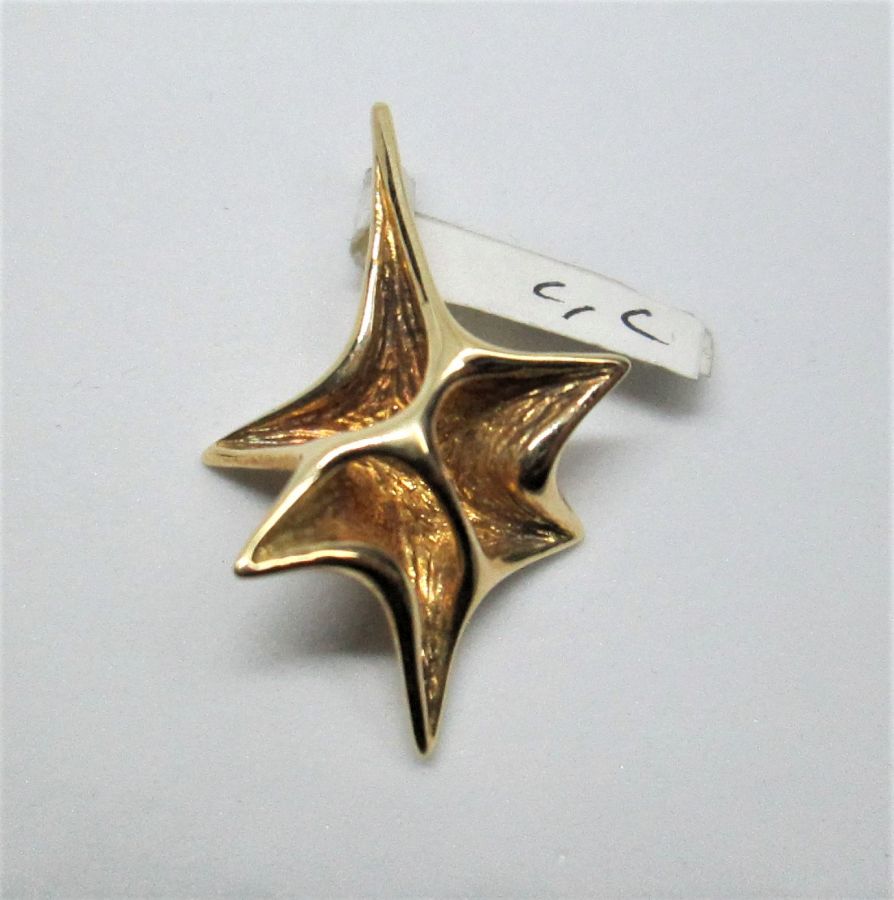 Handmade modern 14 carat gold Magen David star shell design handmade contemporary 3 dimension original and unusual star of David.