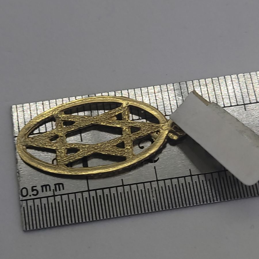 Star Pendant Oval Frame - Image 6