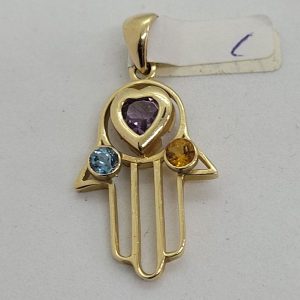 Handmade small 14 carat gold with Diamond Cut Gold Hay suitable for children. Dimension 0.7 cm X 1.1 X 0.07 cm approximately.