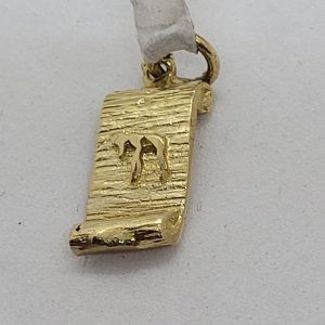 Handmade 14 carat gold pendant parchment shape with Hay Magen David star. Dimension 1.35 cm X 0.75 X 0.26 cm approximately.