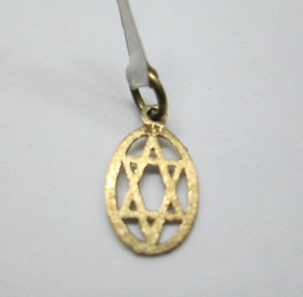 Handmade 14 carat gold Magen David star pendant oval frame around with diamond cut finish. Dimension 0.9 cm X 1.3 cm X 0.05 cm approximately.