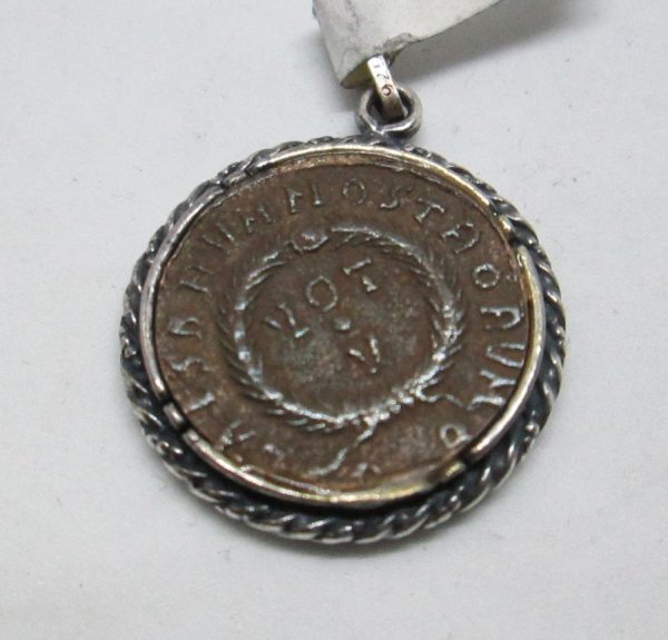 Pendant Silver Roman Coin handmade. Sterling silver pendant set with genuine antique Roman bronze coin from the 2nd century AD. Dimension diameter 2.1 cm.