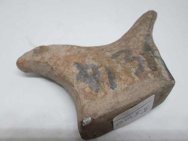 Antique pottery dove statue - Image 4