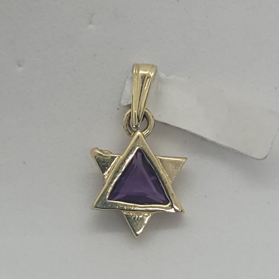 Amethyst14 Carat gold MagenDavid star pendant Amethyst faceted and tiny star. Dimension 1 cm X 1.7 cm X 0.3 cm approximately.