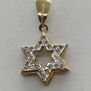 14 Carat white and yellow Gold MagenDavid pendant 24 zircons, white Zircons set in white gold on yellow gold star 1.6 cm X 2.3 cm X 0.3 cm.