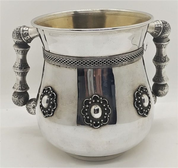Natla Washing Hands Mug handmade. Handmade sterling silver Natla washing hands mug with Yemenite filigree designs. Dimension diameter 10 cm X 12 cm.