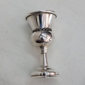 Silver Kiddush Cup Handle silver pearls. Handmade sterling silver Kiddush cup handle pearls shape small cup. Dimension diameter 4.2 cm X 5 cm approximately.