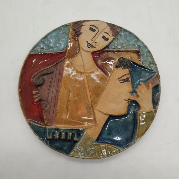 Handmade glazed ceramic Ruth tile David listens his favorite friend Jonathan playing music with harp and flute diameter 14 cm approximately.