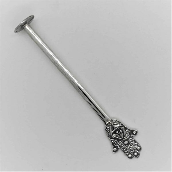 Silver Torah Pointer Hamsa with dove shape on it. You can have a Hebrew name hand engraved on Yad.Dimension 16.8 cm X 2.1 cm approximately.