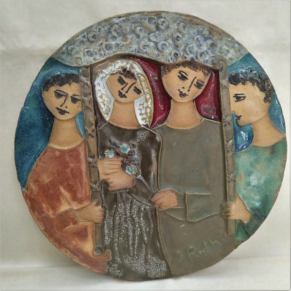 Handmade glazed ceramic Round tile David's wedding with Bathsheba under the wedding canopy holding blue flowers diameter 23.5 cm.