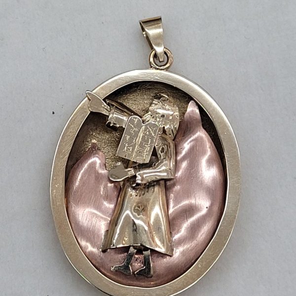 Handmade 14 carat yellow and pink gold Moses receiving commandments pendant at Mount Sinai, oval shape pendant.