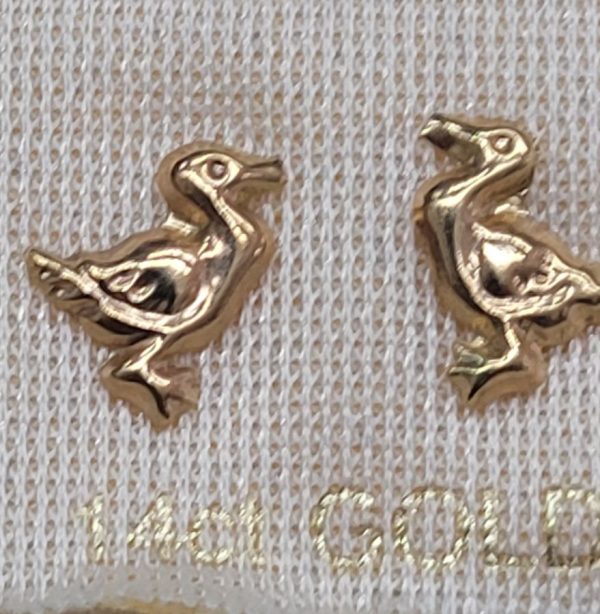 Handmade 14 carat gold duck shape stud earrings shiny and smooth design, suitable for young girls.  Dimension 0.9 cm X 0.9 cm approximately.