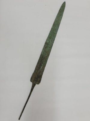 Antique bronze age sword long genuine Bronze age 1000 BC found in the holy land Israel in a fine condition. Dimension 57 cm X 4.2 approximately.
