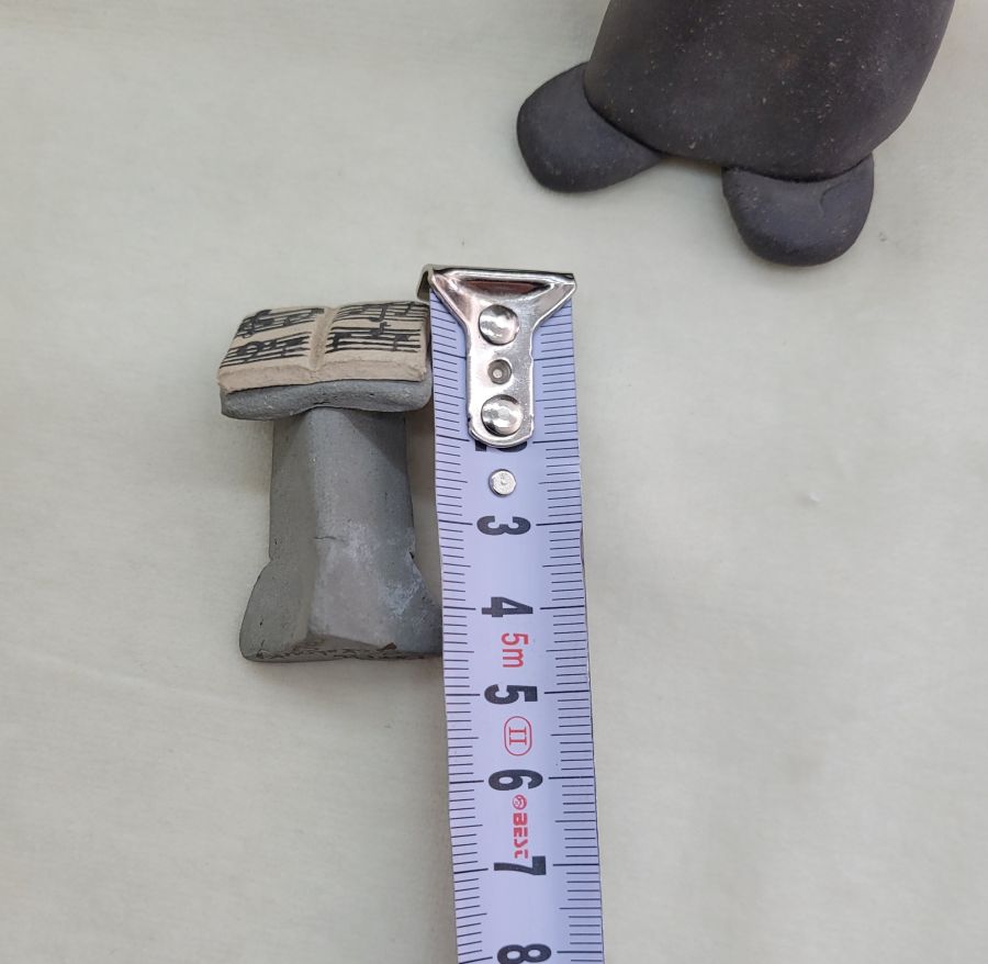 Ceramic sculpture Maestro Girl - Image 6