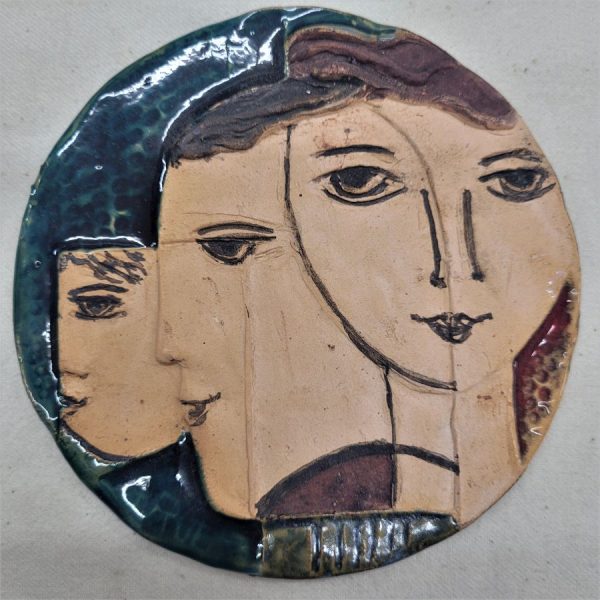 Handmade glazed ceramic tile round best friends with typical best true friends, David and his beloved Bathsheba and Jonathan made by Ruth Factor.