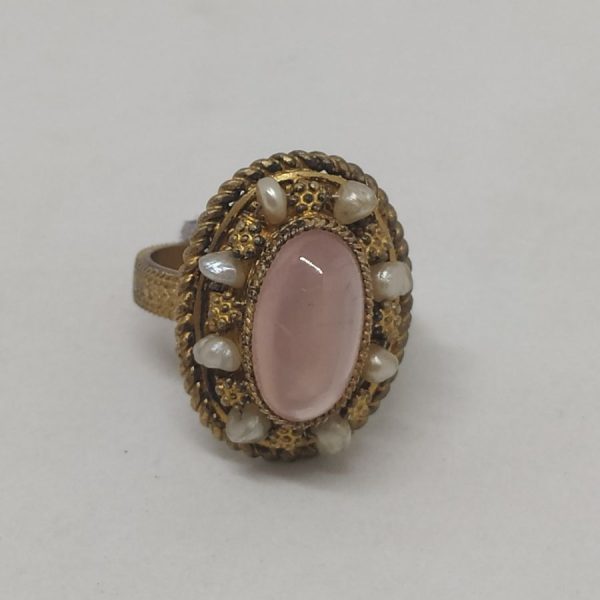 Pearls Rosequartz vintage ring sterling silver gold plated vintage Yemenite Filigree set with 8 real pearls and a cabochon Rose quartz.