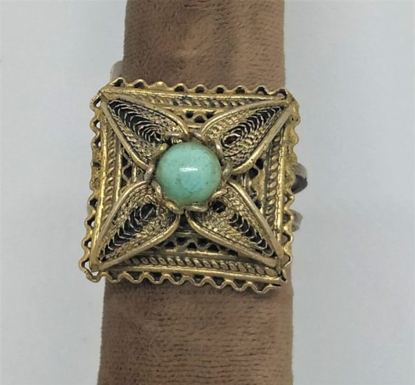 Vintage genuine Turquoise sterling silver gold plated vintage square Yemenite Filigree ring was made in Israel in the 1950's by Yemenite Jews.