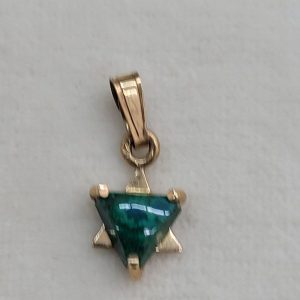Handmade 14 carat yellow solid gold Magen David star Elat stone triangle shape green Elat stone forming a David star pendant.