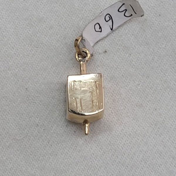 Gold Pendant Dreidel Sevivon - Image 3