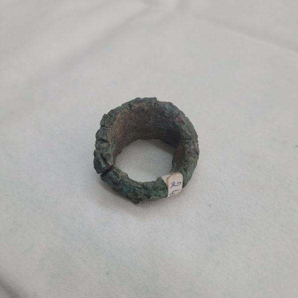 bronze age man ring - Image 3