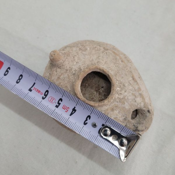 Pottery oil lamp Roman - Image 3