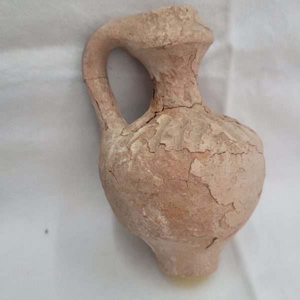 Broken pottery oil jar - Image 6