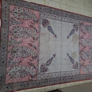 Handmade cotton Ghalamkar vintage tablecloth rectangle shape, décor with leaf and orientally designed. Dimension 130 cm X200 cm approximately.