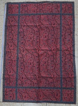 Handmade cotton Ghalamkar red vintage tablecloth rectangle shape, décor with leaf and small flowers designs. Dimension 138 cm X 98 cm approximately.